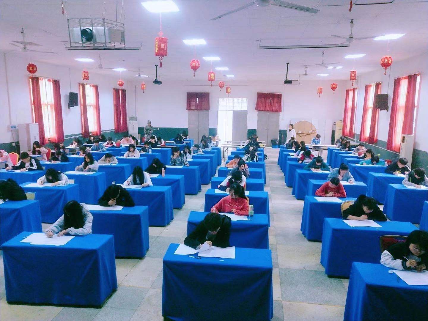 勤奮學(xué)習(xí)，不斷進(jìn)取- 我校2021年上學(xué)期期中考試順利完成